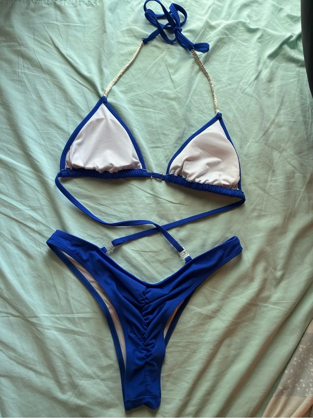 Figure bikini posing suit - Picture 4 of 6